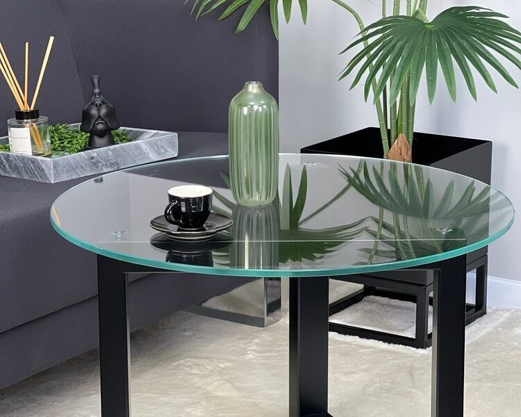Okrągły stolik kawowy ze szkła. Producent Sigma Design.