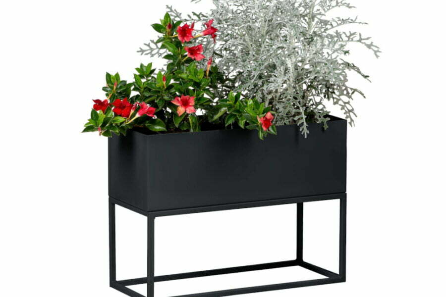 Prostokątna donica na kwiaty w stylu loftowym, czarna. Producent Sigma Design.
